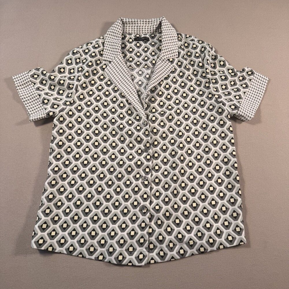 Dynamite Clothing Short Sleeve Button Up Collard Geometric Top Sz. XXS